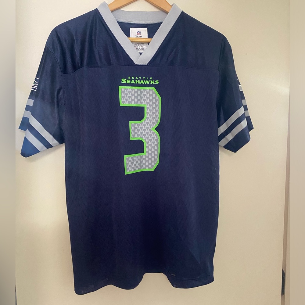 EUC XLarge Youth 18/20 Wilson Seahawks Jersey